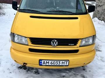 Авто Volkswagen Transporter 2000 № 8477939