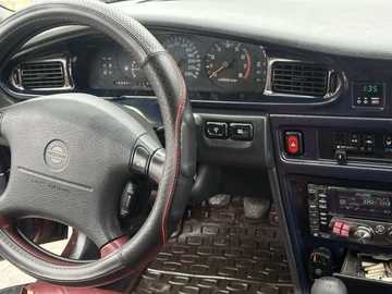 Авто Nissan Maxima 1993 № 8477955