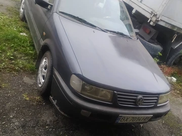 Авто Volkswagen Passat Sedan 1995 № 8477994