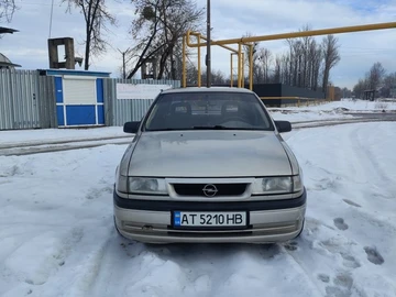 Авто Opel Vectra 1993 № 8478100