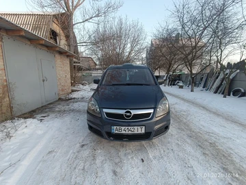 Авто Opel Zafira 2010 № 8478107