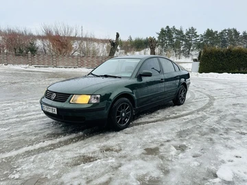 Авто Volkswagen Passat Sedan 1997 № 8478148