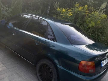 Авто Audi A4 1996 № 8478229