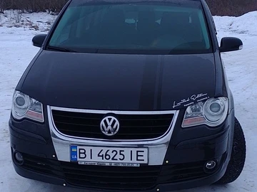 Авто Volkswagen Touran 2007 № 8478236