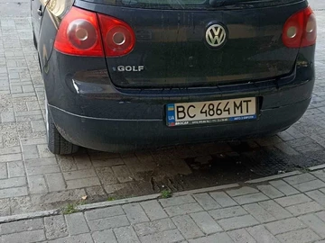 Авто Volkswagen Golf 2004 № 8478241