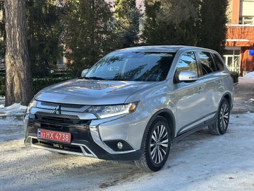 Авто Mitsubishi Outlander 2020 № 8478368