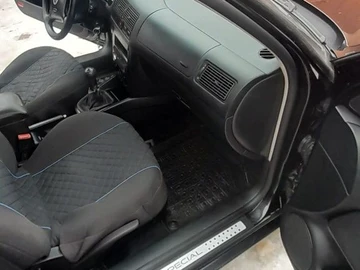 Авто Volkswagen Golf 2002 № 8478398