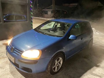 Авто Volkswagen Golf 2003 № 8478733