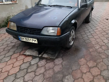 Авто Opel Ascona 1986 № 8478820