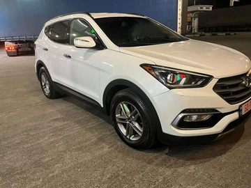 Авто Hyundai Santa Fe 2017 № 8478856