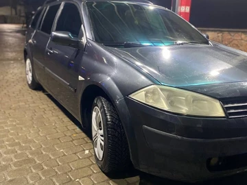 Авто Renault 4 2006 № 8478931