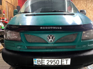 Авто Volkswagen Transporter 2000 № 8479058