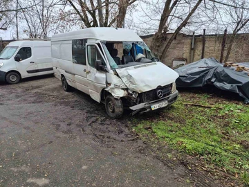 Авто Mercedes 220 2005 № 8479062