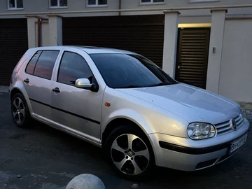 Авто Volkswagen Golf 1998 № 8479065