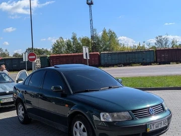 Авто Volkswagen Passat Hatchback 1998 № 8479094