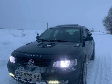 Авто Volkswagen Passat Sedan 1997 № 8479153