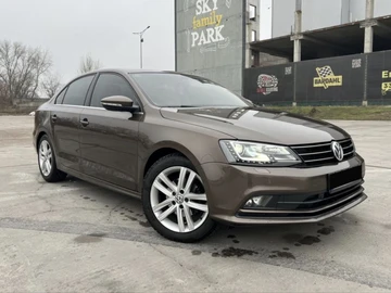 Авто Volkswagen Jetta 2015 № 8479193