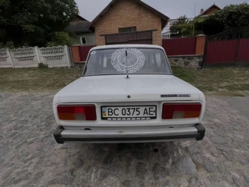 Авто ВАЗ 2105 1992 № 8479250