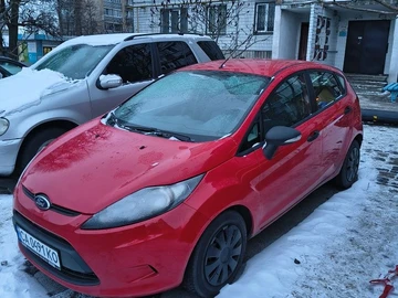 Авто Ford Fiesta 2011 № 8479396