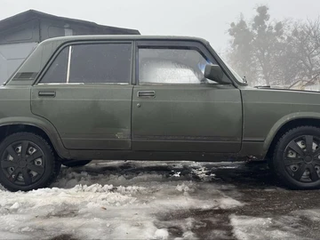 Авто ВАЗ 2107 1999 № 8479469