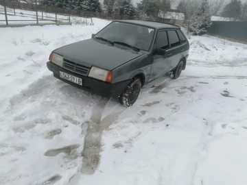 Авто ВАЗ 2109 1992 № 8479512