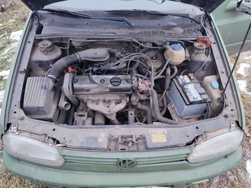 Авто Volkswagen Golf 2001 № 8479585