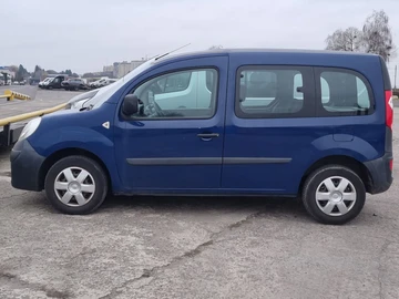 Авто Renault Kangoo Passenger 2010 № 8479588