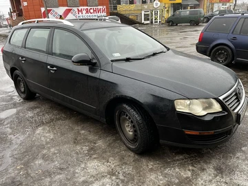 Авто Volkswagen Passat Hatchback 2005 № 8479641