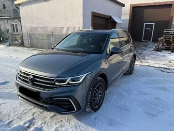 Авто Volkswagen Tiguan 2021 № 8479670