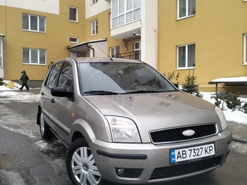 Авто Ford Fusion 2003 № 8479679