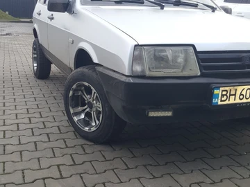 Авто ВАЗ 2109 2003 № 8479956