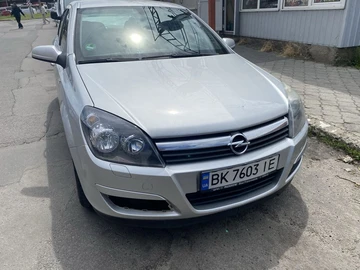 Авто Opel Astra 2004 № 8480022