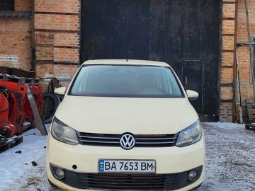 Авто Volkswagen Touran 2012 № 8480105