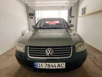Авто Volkswagen Passat Sedan 2002 № 8480174
