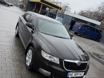 Авто Skoda Superb 2012 № 8480176