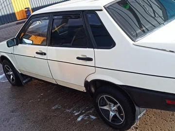 Авто ВАЗ 2109 1994 № 8480282