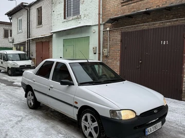 Авто Ford Escort 1997 № 8480298