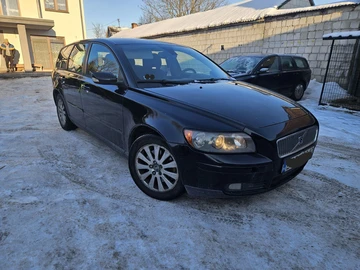 Авто Volvo V50 2005 № 8480334