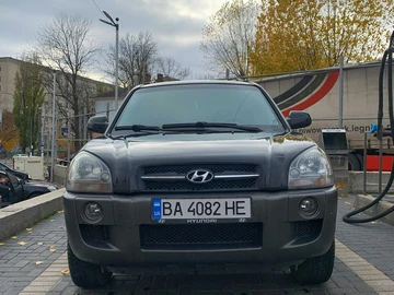 Авто Hyundai Tucson 2005 № 8480459