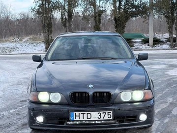 Авто BMW 5 Серия 2002 № 8480474