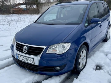 Авто Volkswagen Touran 2003 № 8480644