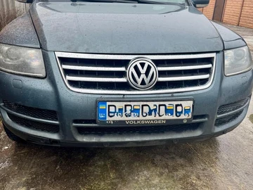 Авто Volkswagen Touareg 2005 № 8480848
