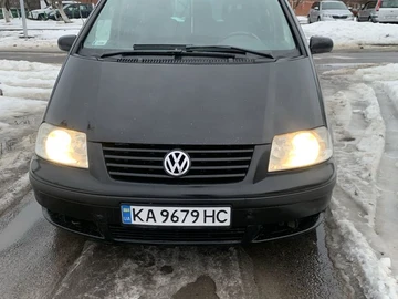 Авто Volkswagen Sharan 2003 № 8480952