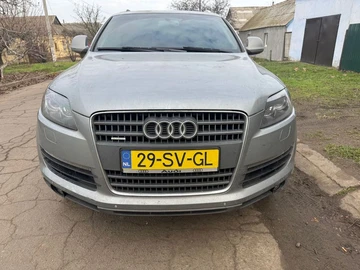 Авто Audi Q7 2006 № 8481021