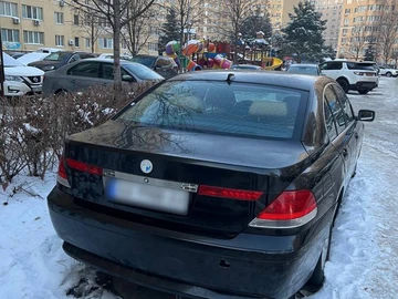 Авто BMW 7 Серия 2002 № 8481460