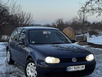 Авто Volkswagen Golf 2001 № 8481518