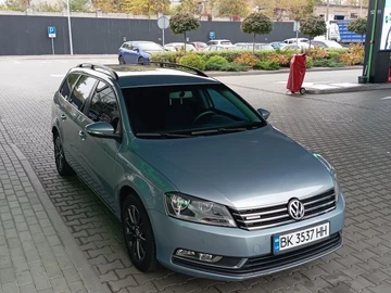 Авто Volkswagen Passat Variant 2011 № 8481593