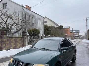 Авто Volkswagen Passat Sedan 1999 № 8481608