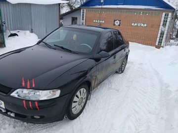 Авто Opel Vectra 1996 № 8481683