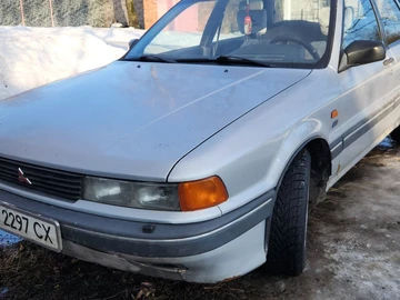 Авто Mitsubishi Galant 1988 № 8481763